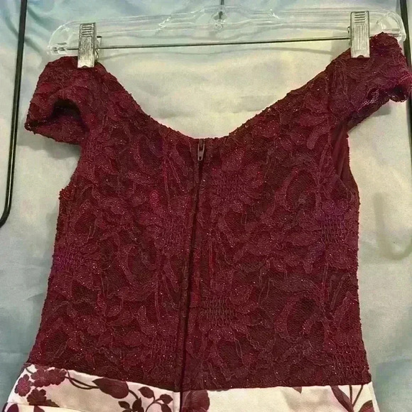 Red and White Floral Formal Knee Length Dress - Picture 9 of 10